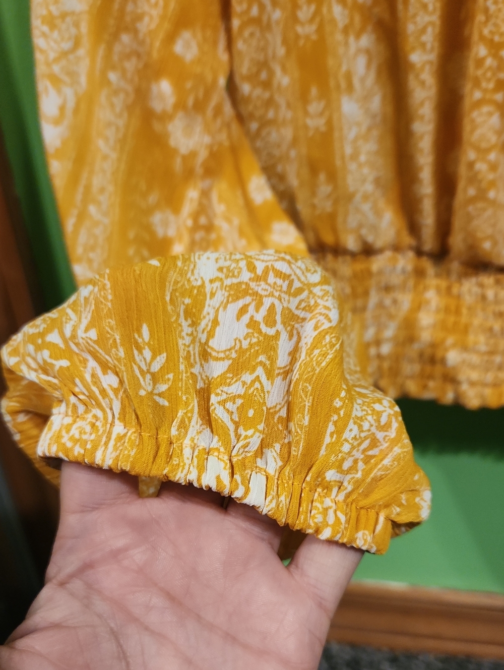Sheer Floral Rop - Picture 2 of 9